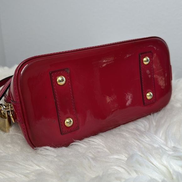 💯Authentic Louis Vuitton Alma BB bag in red monogram vernis leather🍀 - Picture 5 of 14